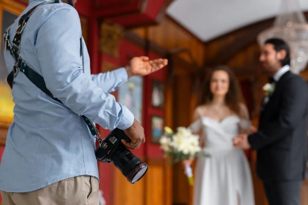 How to Choose the Right Wedding Photographer